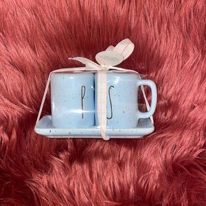 NWT! Rae Dunn Easter Salt & Pepper Shakers